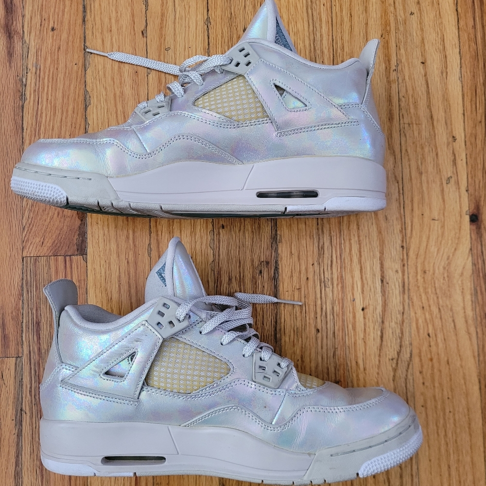 Air Jordan 4 Retro "Pearl" GS Size 9.5Y